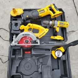 DeWalt 4 Piece 18v Tools Herramienta Batteria