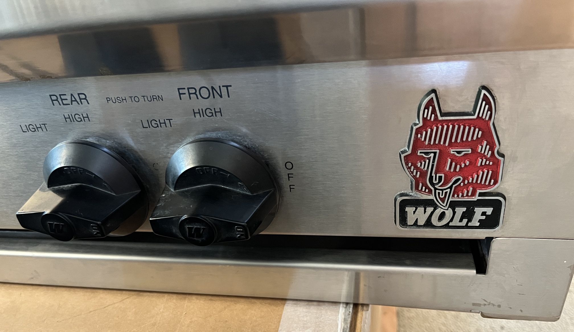 48” Wolf Gas Cooktop