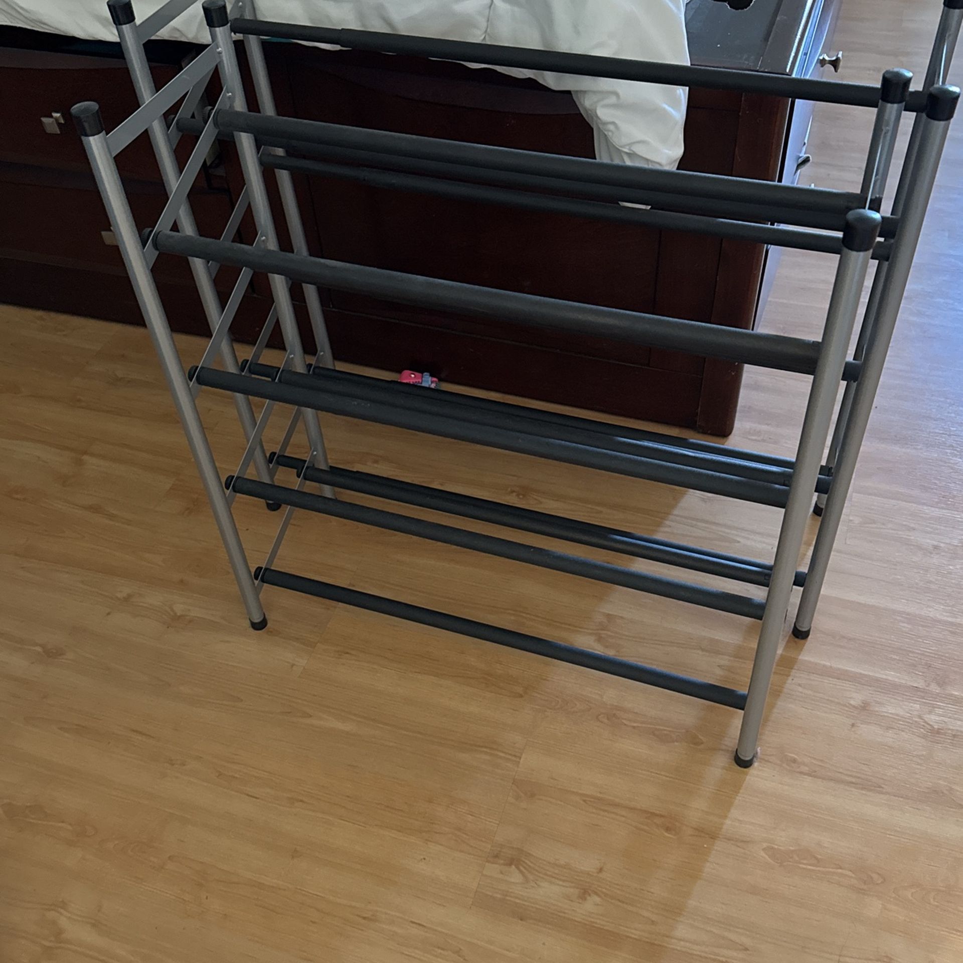 Free Shoe Rack