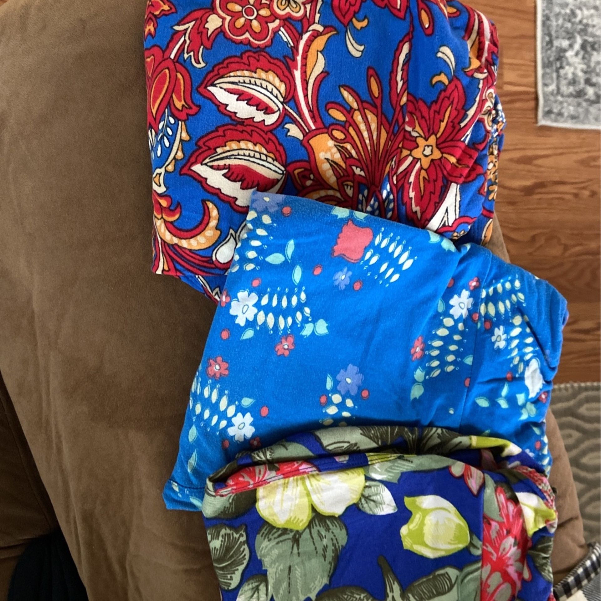 Lularoe Leggings One Size Many Patterns!