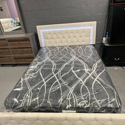 Queen Platform Bed Frame With Mattress 