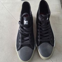 DC shoes
