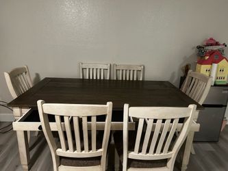 Dinning table with 6 chairs