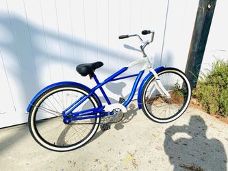 Schwinn Beach cruiser