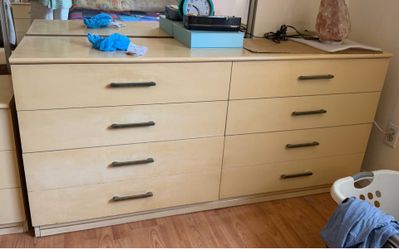Bedroom set