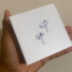 AirPods pro 2 With MAGsafe Charging Case 