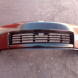 2003-2007 Nissan 350Z Front Bumper With All The Accessories.