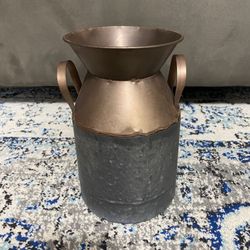 BRAND NEW DECORATIVE CONTAINER 9’