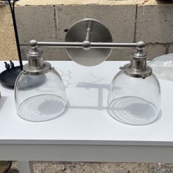 Bathroom light Fixture