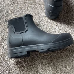 Women’s Ugg Rainboots Droplet Size 7