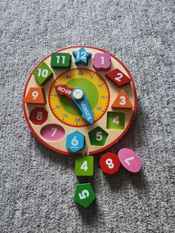 Melissa and Doug clock