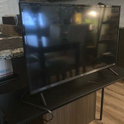 TCL 32”