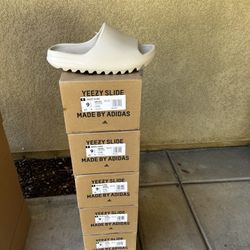 yeezy slides 
