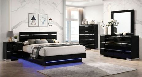 Brand New Black 4pc Queen Bedroom Set (Available in California & Eastern King)