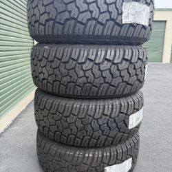 (4) 35x12.50R22 Yokohama Tires 