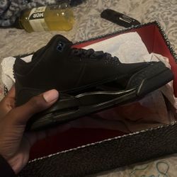 black jordan 3
