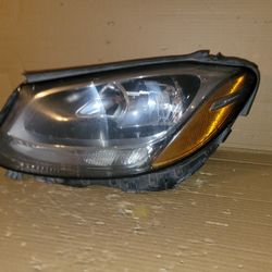 2015 2016 2017 2018 Mercedes-Benz C Class  Left Headlight Halogen Oem 