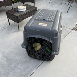 Dog Crate/Kennel- Large - Worn But No “Messes” Inside Ever