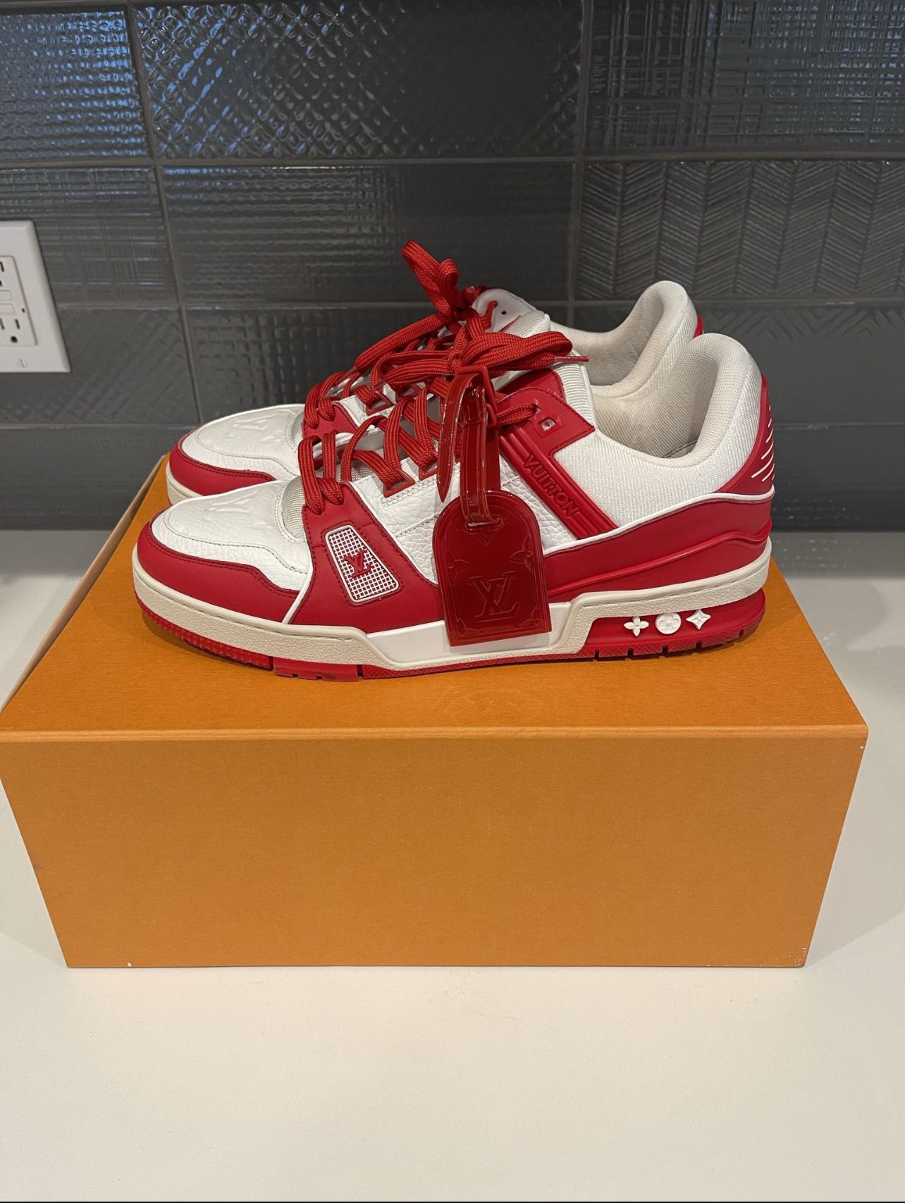 LV Trainer Sneakers (US 8) (LV 6) - Virgil Abloh Off White Canary