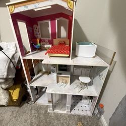 Rainbow High Dollhouse
