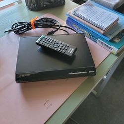 DVD Player And Remote