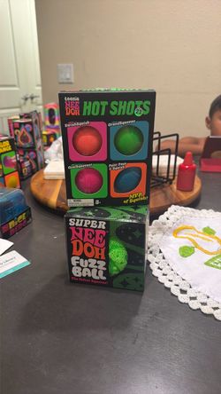 Súper fuzzball and 4 pk hot shots $85