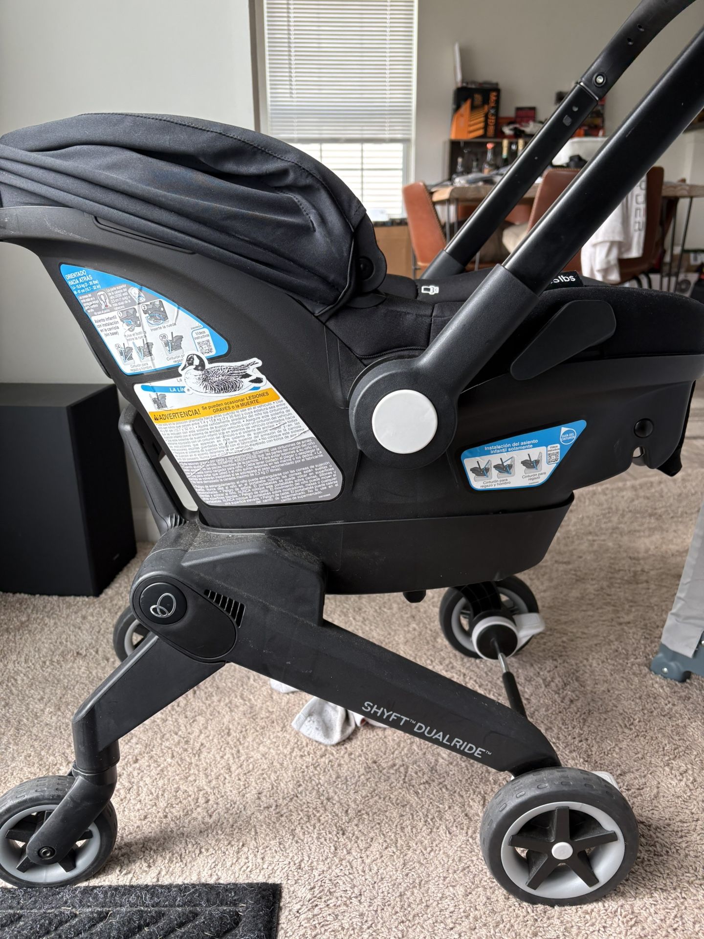 Evenflo shyft Dualride