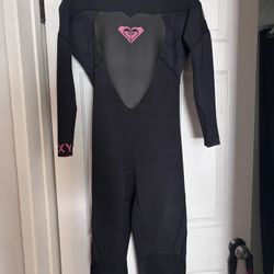 Women's Roxy 4/3 Wetsuit Size 10 (38)