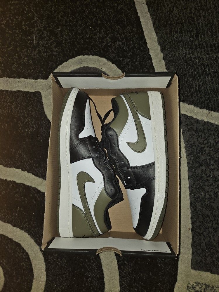 AIR JORDAN 1 MID MEN SHOES NEW