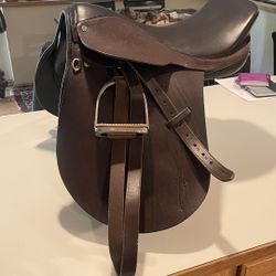 SP Saddle Company English Saddle