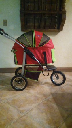 Strong Dog stroller god condition