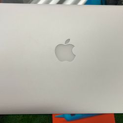 MacBook Pro A1502 used with charger