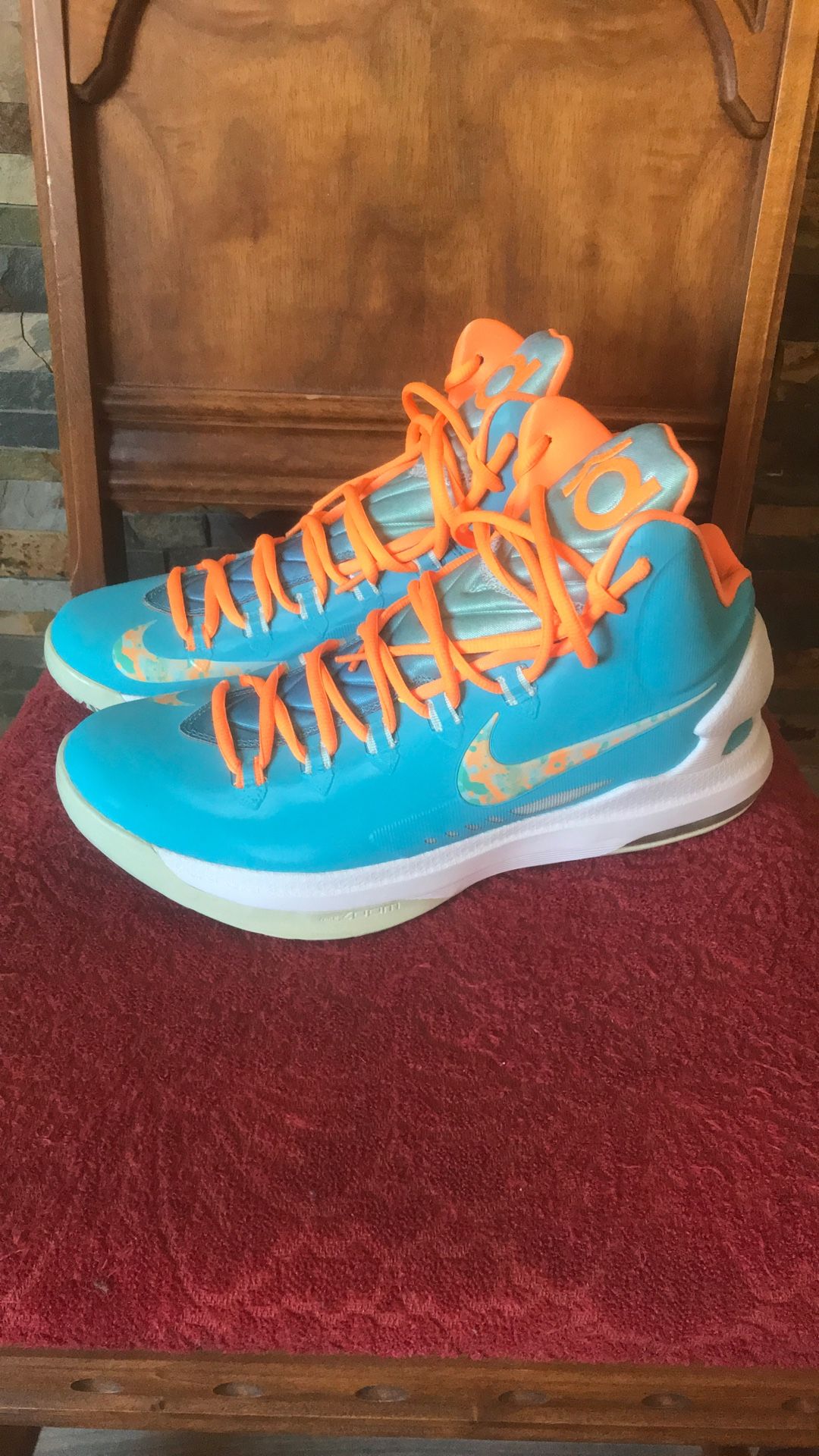 Nike KD 5 “Easter” Sz: 10.5