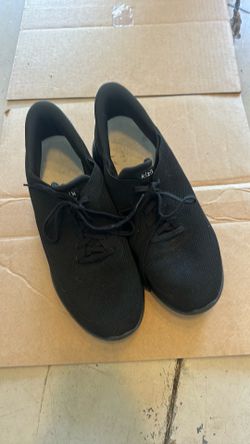 Kizik Hands free Men’s Sneakers 14 Wide