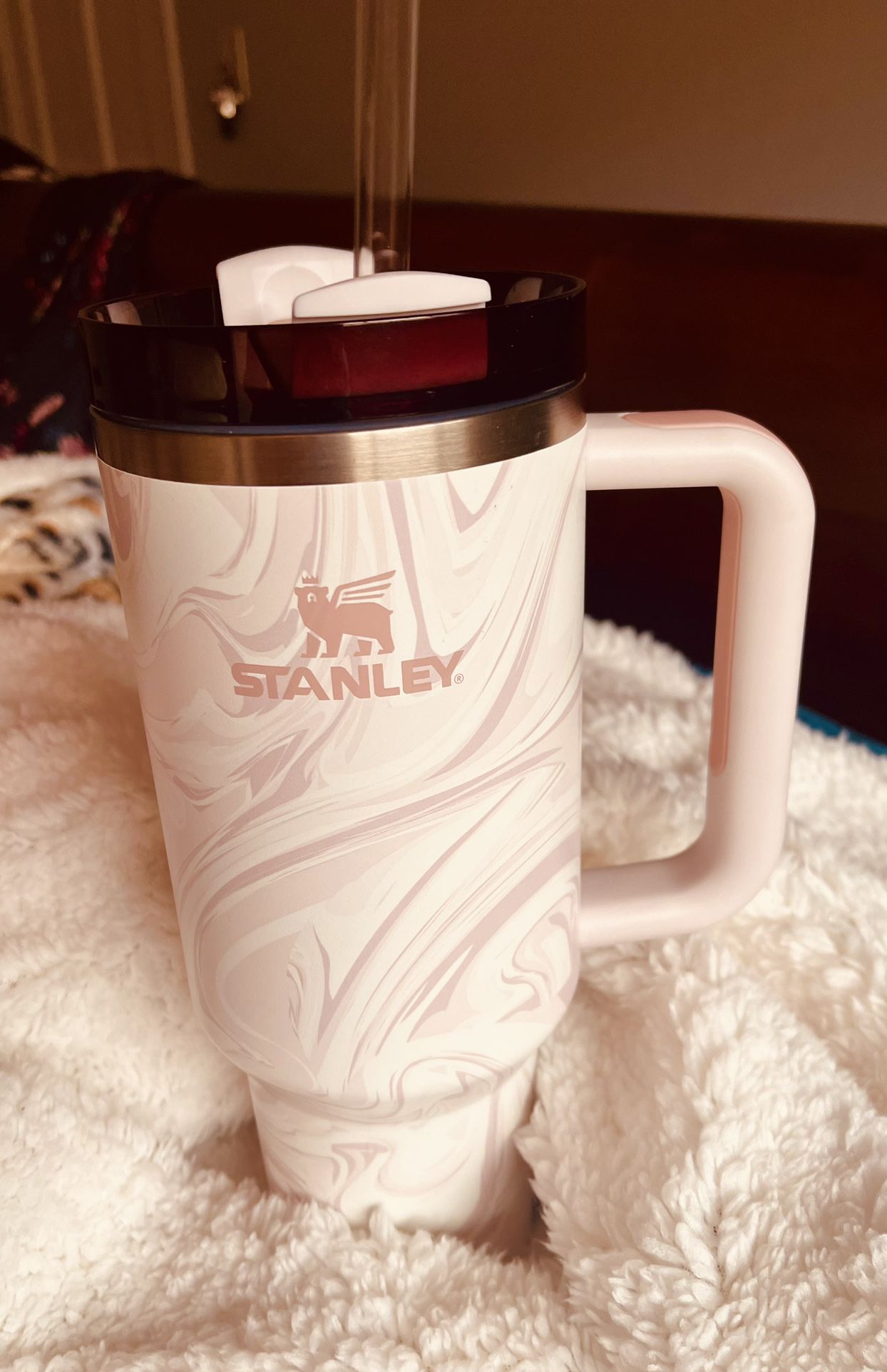 Stanley 40oz Pink Dust for Sale in North Las Vegas, NV - OfferUp