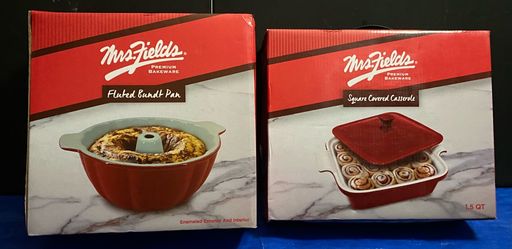 Mrs. Fields bakeware