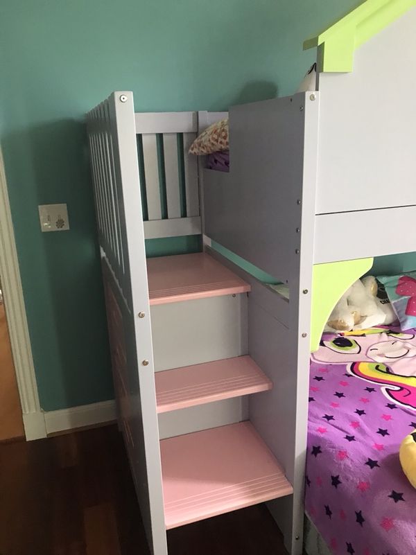 Bratt decor Chelsea dresser for Sale in Boca Raton FL ferUp