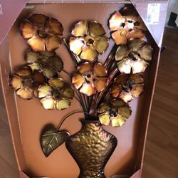 Metal Flower Vase Wall Art Sculpture – Bronze Gold Floral Plaque NIB Kohl’s