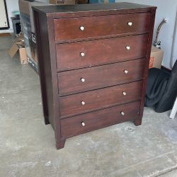 Free - 5 Drawer Tall Dresser