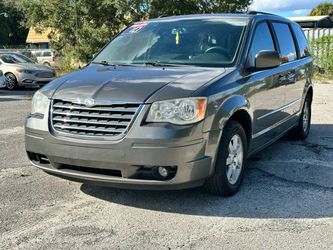 2010 Chrysler Town & Country