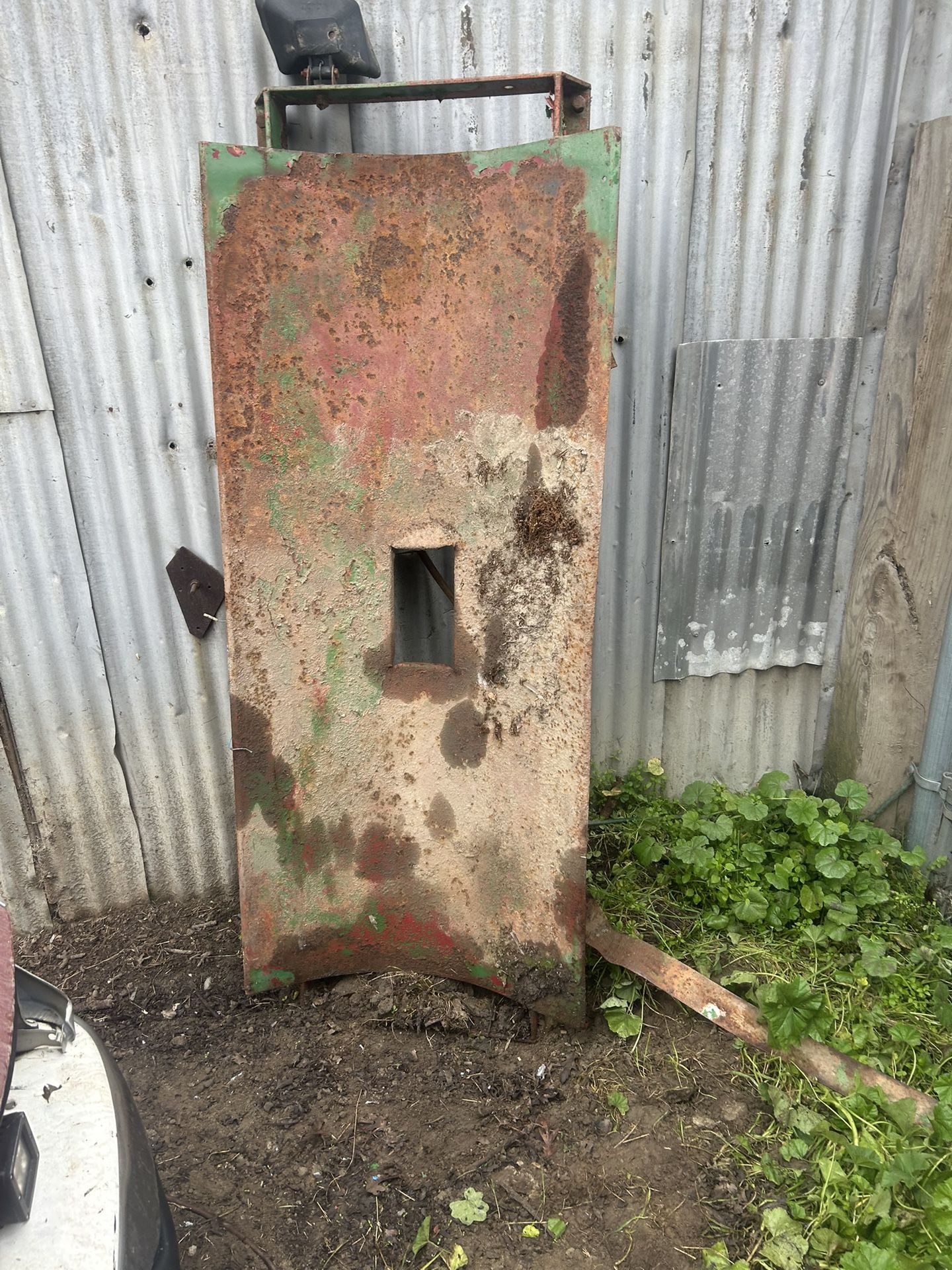 Steel Tank Holder For Tractors 350 Gallon