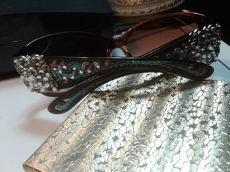 Ladies sunglasses