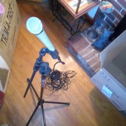 2 SHURE MICROPHONE STANDS w MICROPHONE & CABLES