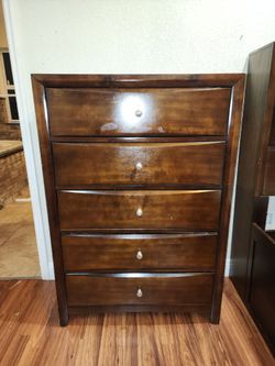 Dark Brown Tall Dresser. Come Pick Up ! BEST OFFER!