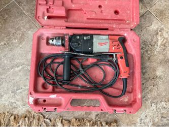 Milwaukee 1/2” Heavy-Duty Hammer Drill