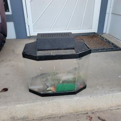 Small plastic Tank!