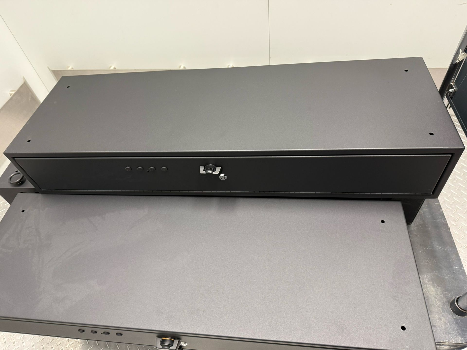SecureIt Fast Box Model 40 Gun Safe