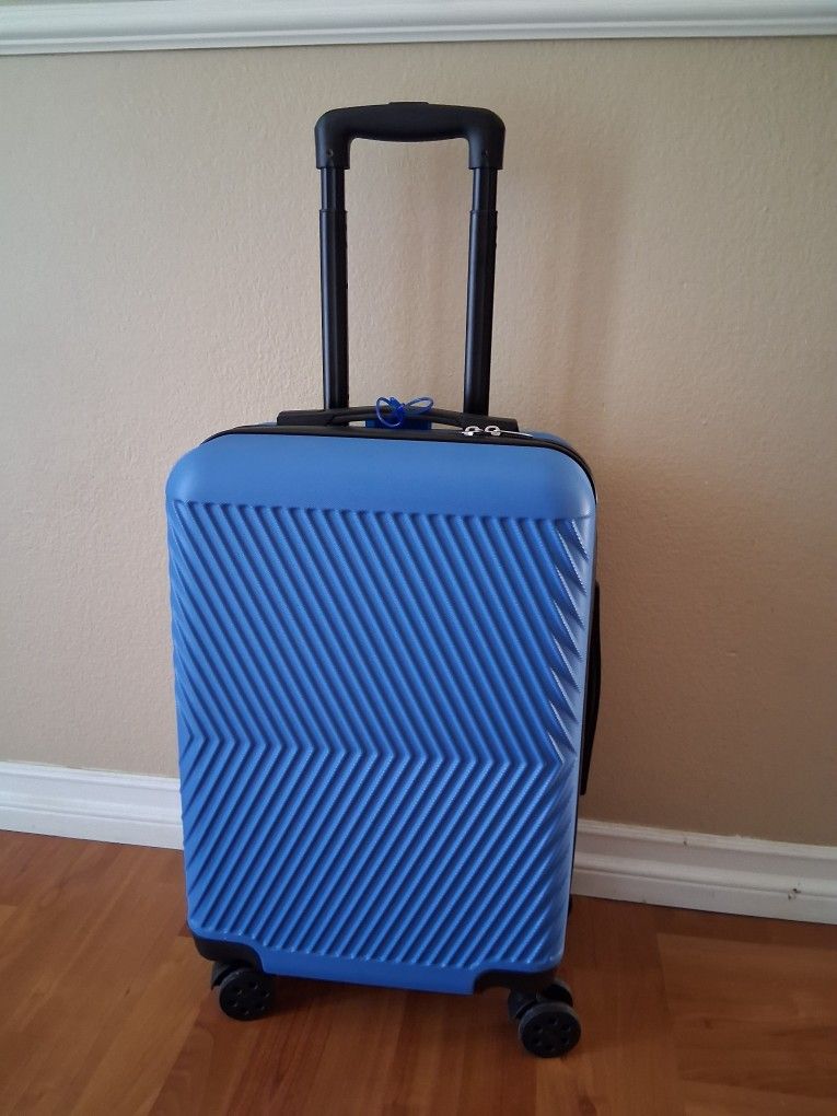 Carry On Suite Case