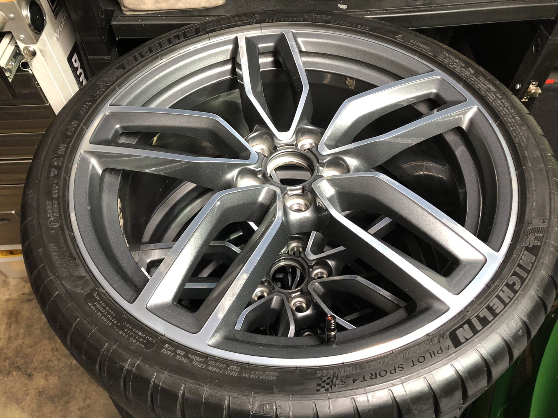 19” inch Audi S3 rims with Michelin pilot sport 4s tires