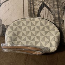 Wallet White With Designs